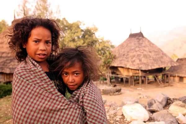 People near the Village Maubisse — Stock Photo, Image