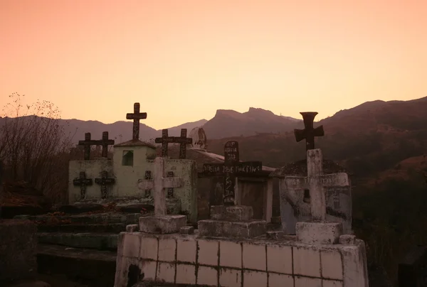 ASIA TIEMPO DEL ESTE TIEMPO LESTE MOUBISSE GRAVEYARD — Foto de Stock