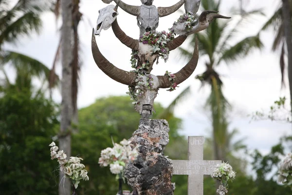 Cementerio tradicional en el sureste de Asia — Foto de Stock