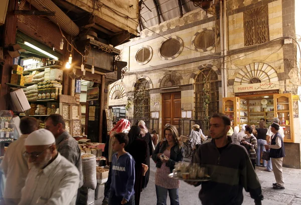 Lojas no mercado ou souq — Fotografia de Stock