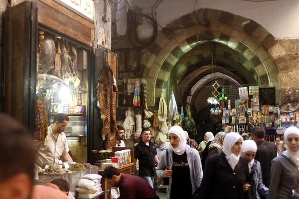 Lojas no mercado ou souq — Fotografia de Stock