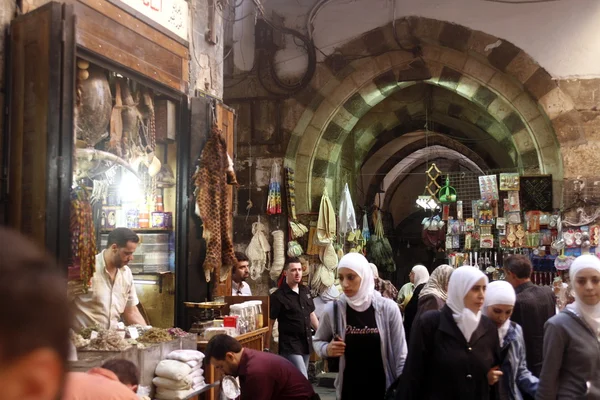 Butiker i marknaden eller souq — Stockfoto