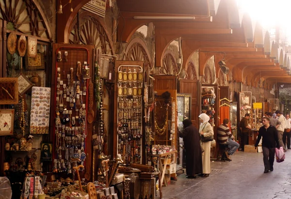 Lojas no mercado ou souq — Fotografia de Stock