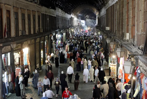 Negozi sul mercato o souq — Foto Stock