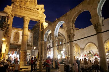 Emevî Camii yakınındaki tarihi kalıntılar