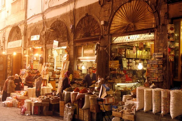 中間東シリア Damaskus 旧市街のスークの市場 — ストック写真