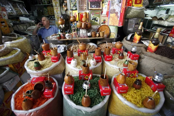 Mann auf Markt in Damaskus — Stockfoto