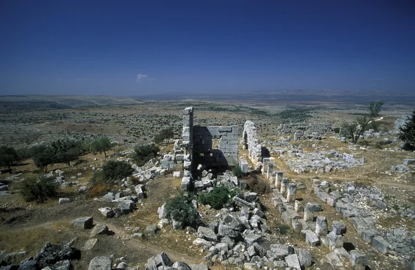 大教堂 Mushabbak 的废墟 — 图库照片