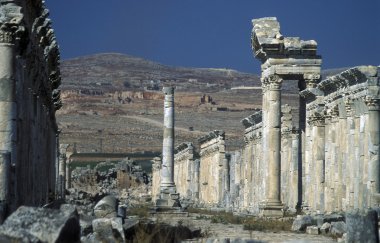 Hama şehir Apamea kalıntıları yakın: