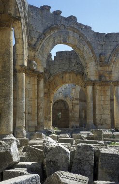 Deir Samaan Bazilikası kalıntıları
