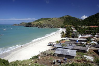 Manzanillo kasaba plajda sahil