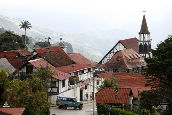 Casas tradicionais da Floresta Negra na Venezuela — Fotografia de Stock