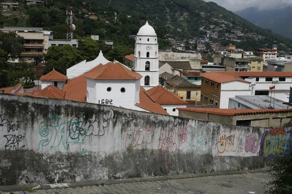 Atedral en el casco antiguo — Foto de Stock