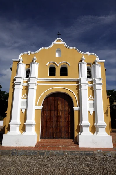 Antigua iglesia colonial — Foto de Stock