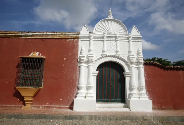 Antigua casa colonial — Foto de Stock
