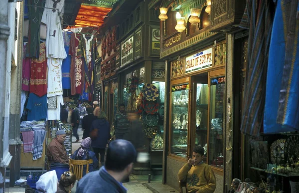 Mercato nel centro storico del Cairo — Foto Stock