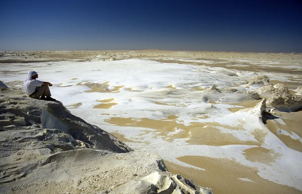 Белая пустыня вблизи деревни Фарафра — стоковое фото