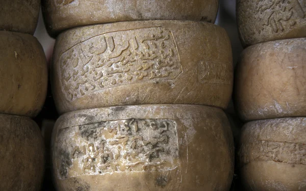 Cheese market in the city of Alexandria — Stock Photo, Image