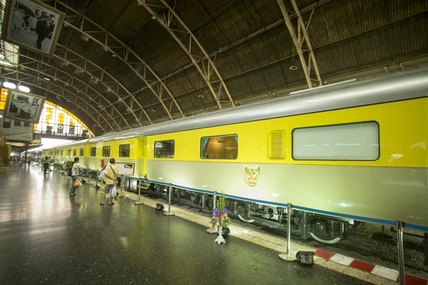 Thailand bangkok hua lamphong railway royal train — Stockfoto