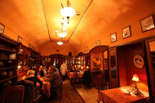 Restaurant in de oude stad van Krakau — Stockfoto