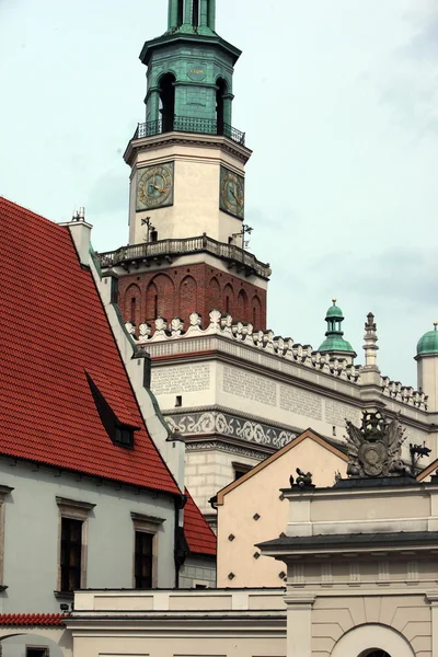 Herrelösa Rynek square i Poznan — Stockfoto