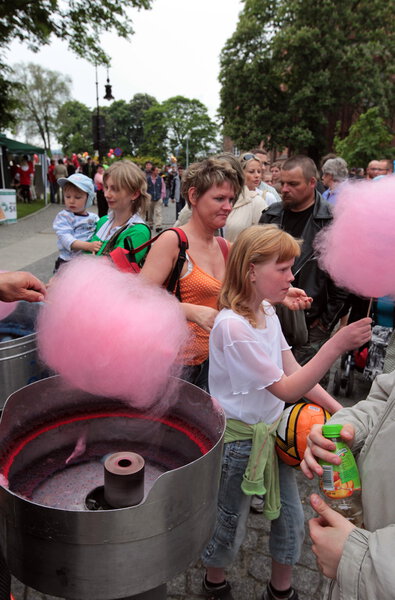 Семейная ярмарка в старом городе Познань
