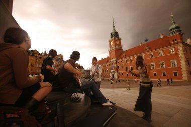 Varşova şehir meydanında Zamkowy