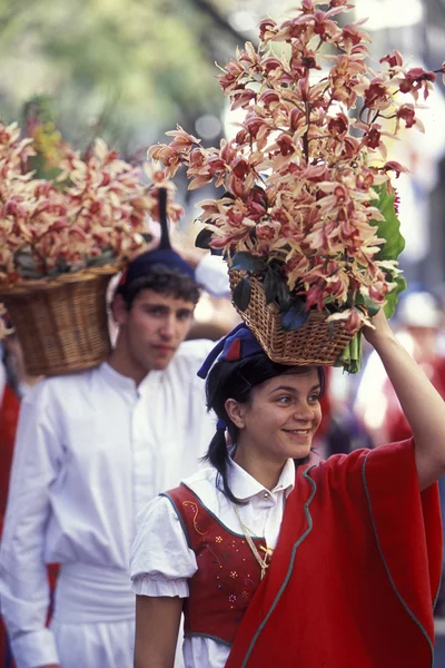 Parade des Frühlingsblumenfestes — Stockfoto