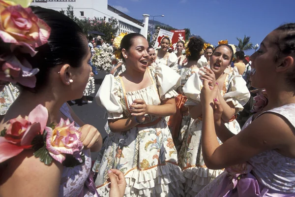 Desfile de la Fiesta de las Flores de Primavera — Foto de Stock