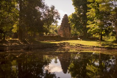 Tayland Isan Surin Ta Muean Tot Tapınağı