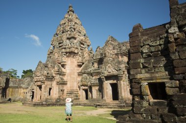 Khmer tapınak kalıntıları