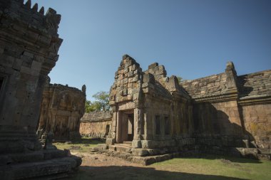 Khmer tapınak kalıntıları