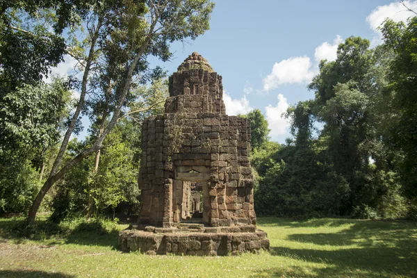 Prasat Ta Muean Tot Tapınağı