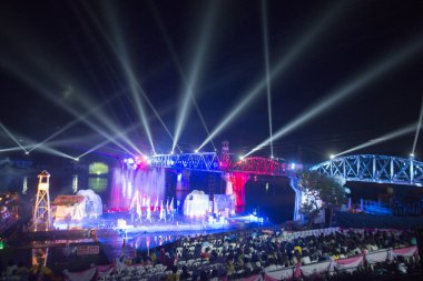 ses ve ışık gösterisi