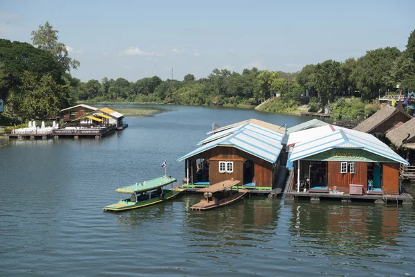 Natureza no rio Kwai — Fotografia de Stock