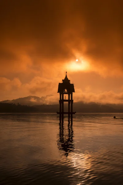 THAILANDIA KANCHANABURI SANGKHLABURI TEMPO DI PIANO — Foto Stock