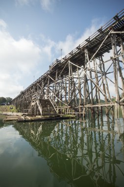 Tayland Wang Kka ahşap köprü