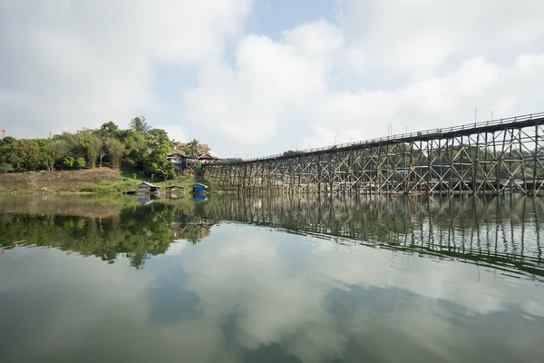 Wang Kka Wooden Bridge in Thailand — Stock Photo, Image