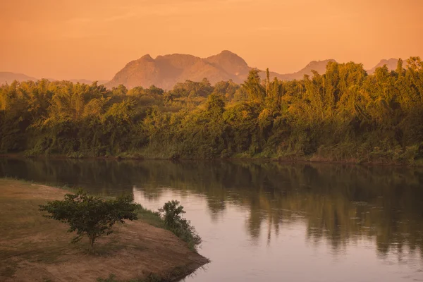 Příroda na řeku Kwai — Stock fotografie