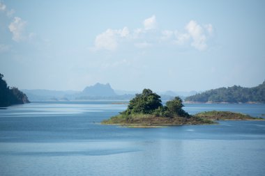 Tayland Kanchanaburi tanga Pha Phum Gölü