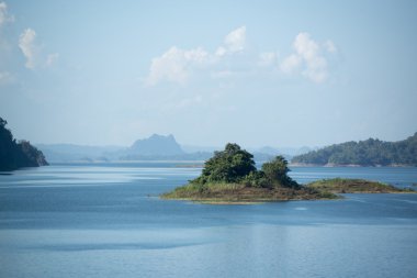 Tayland Kanchanaburi tanga Pha Phum Gölü