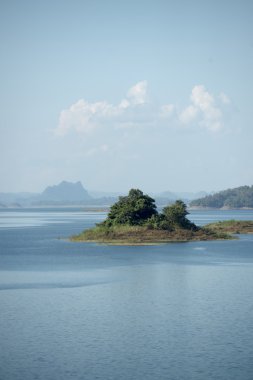 Khao Laem Lake Orta Tayland