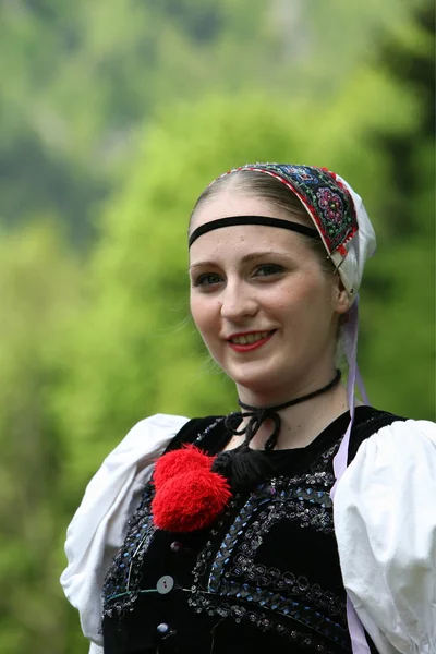 Festival folklorique traditionnel dans la ville de Cerveny Klastor — Photo