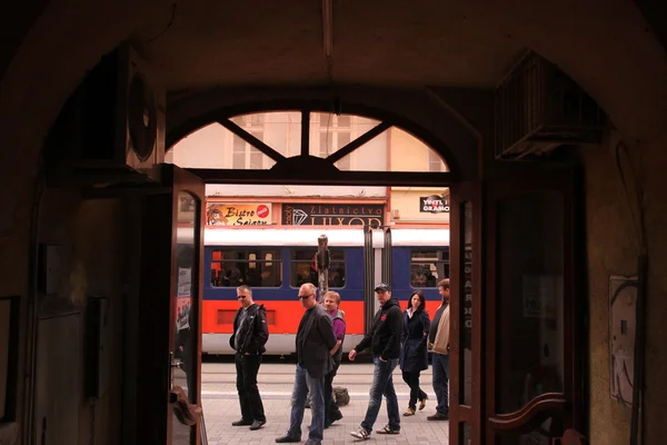 Citytrain v novém městě Bratislava — Stock fotografie