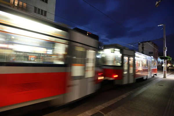 Tren urbano en la nueva ciudad de Bratislava — Foto de Stock