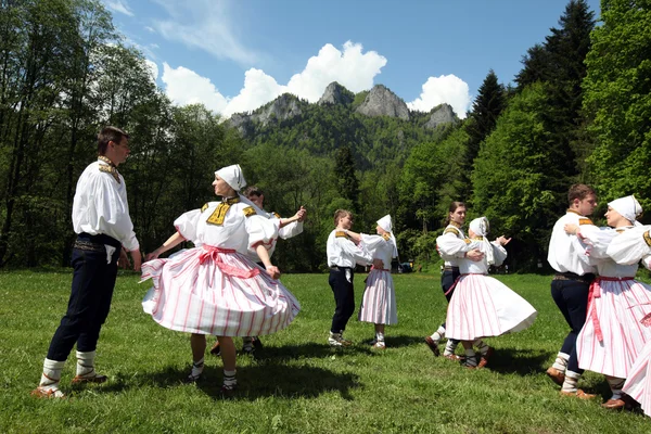 Tradiční slavnosti v městě červený Klastor — Stock fotografie