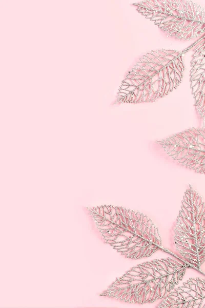 Silver Artificial Leaves Pink Background Copy Space Text Minimal Style — Stock Photo, Image