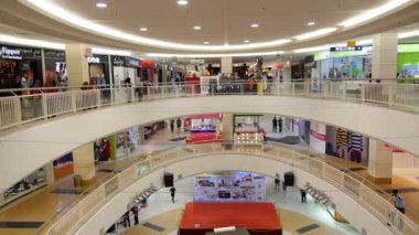 Tayland, Koh Samui, Aralık 2014 - iç Modern alışveriş merkezi