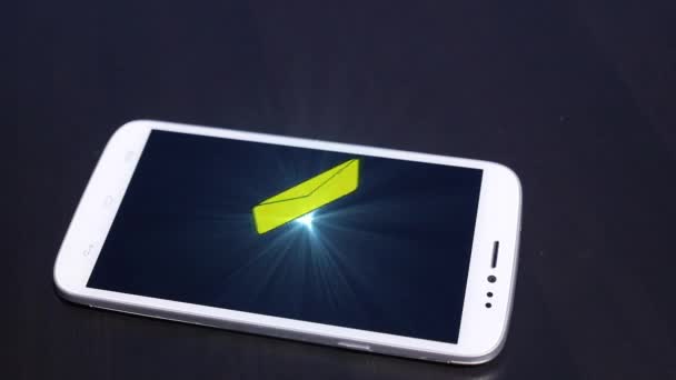 Futuristische Hologram van bericht op slimme telefoon. Technologie van de toekomst. — Stockvideo