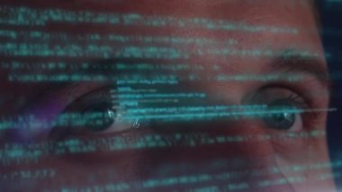 Kod Hologram teyel programcılar gözler. Fütüristik teknoloji.